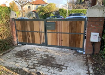 Automated Double Door Gate Wooden
